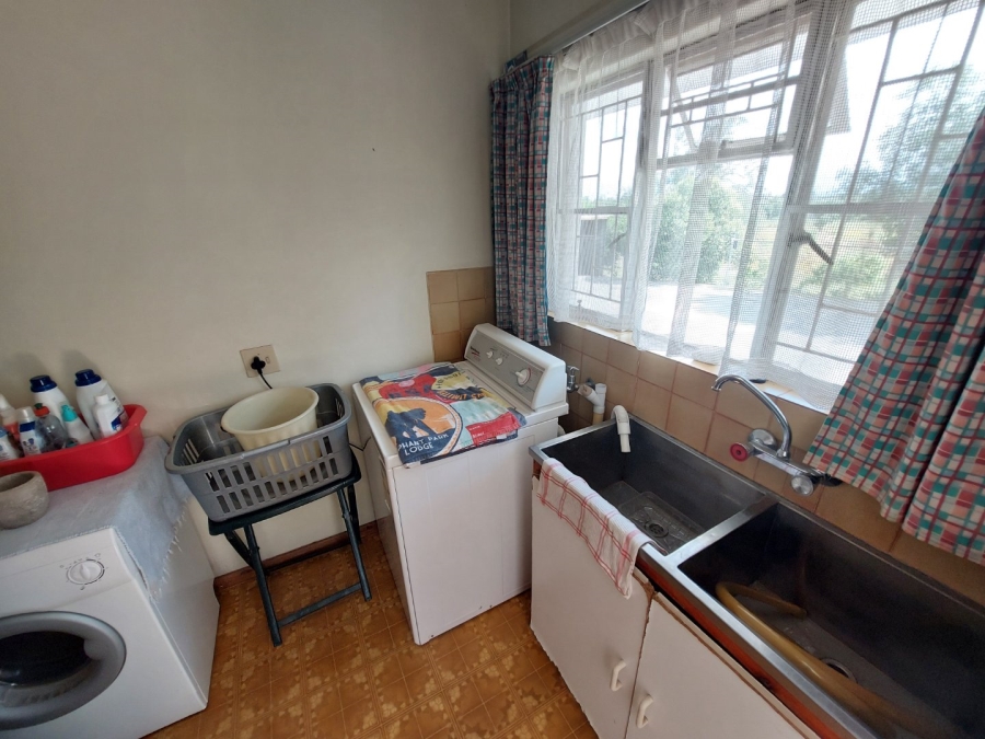 5 Bedroom Property for Sale in Oudtshoorn South Western Cape